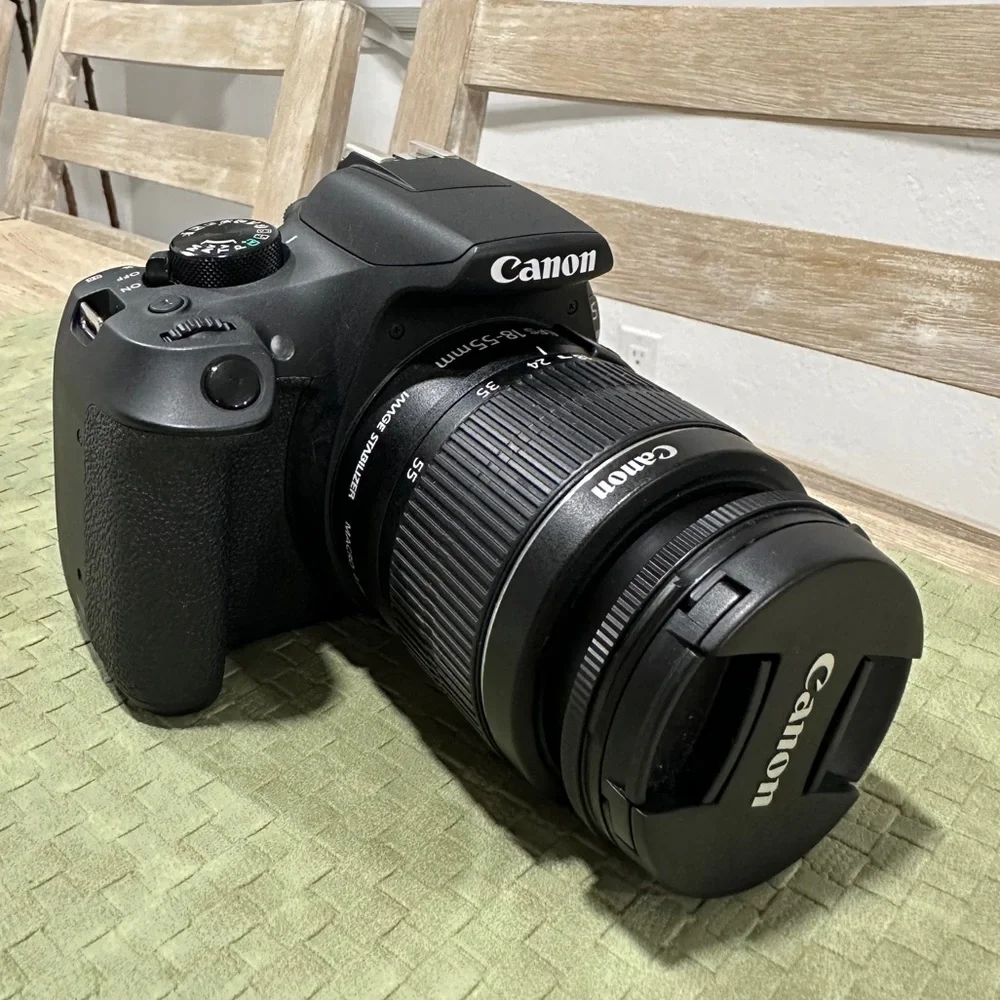 Canon EOS Rebel T6 Camera